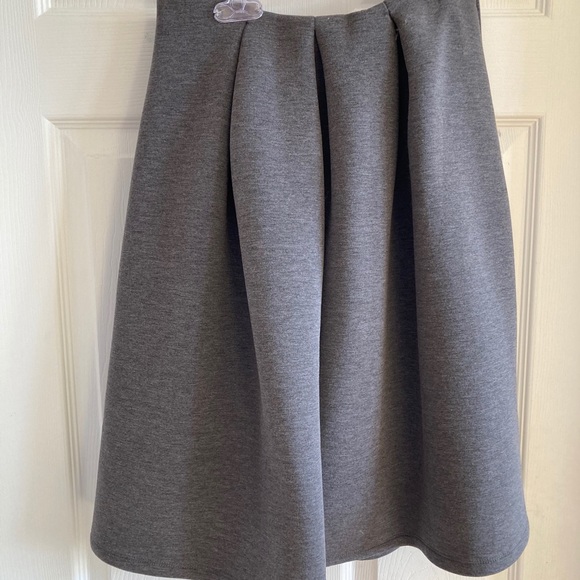 4/$30 BLVD Neoprene Pleat Skirt - Picture 4 of 5